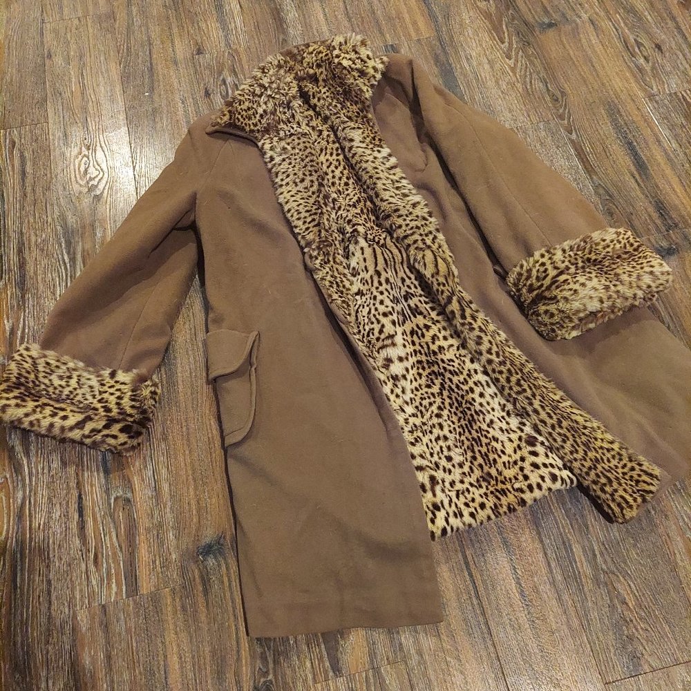 Suede and faux fur coat
